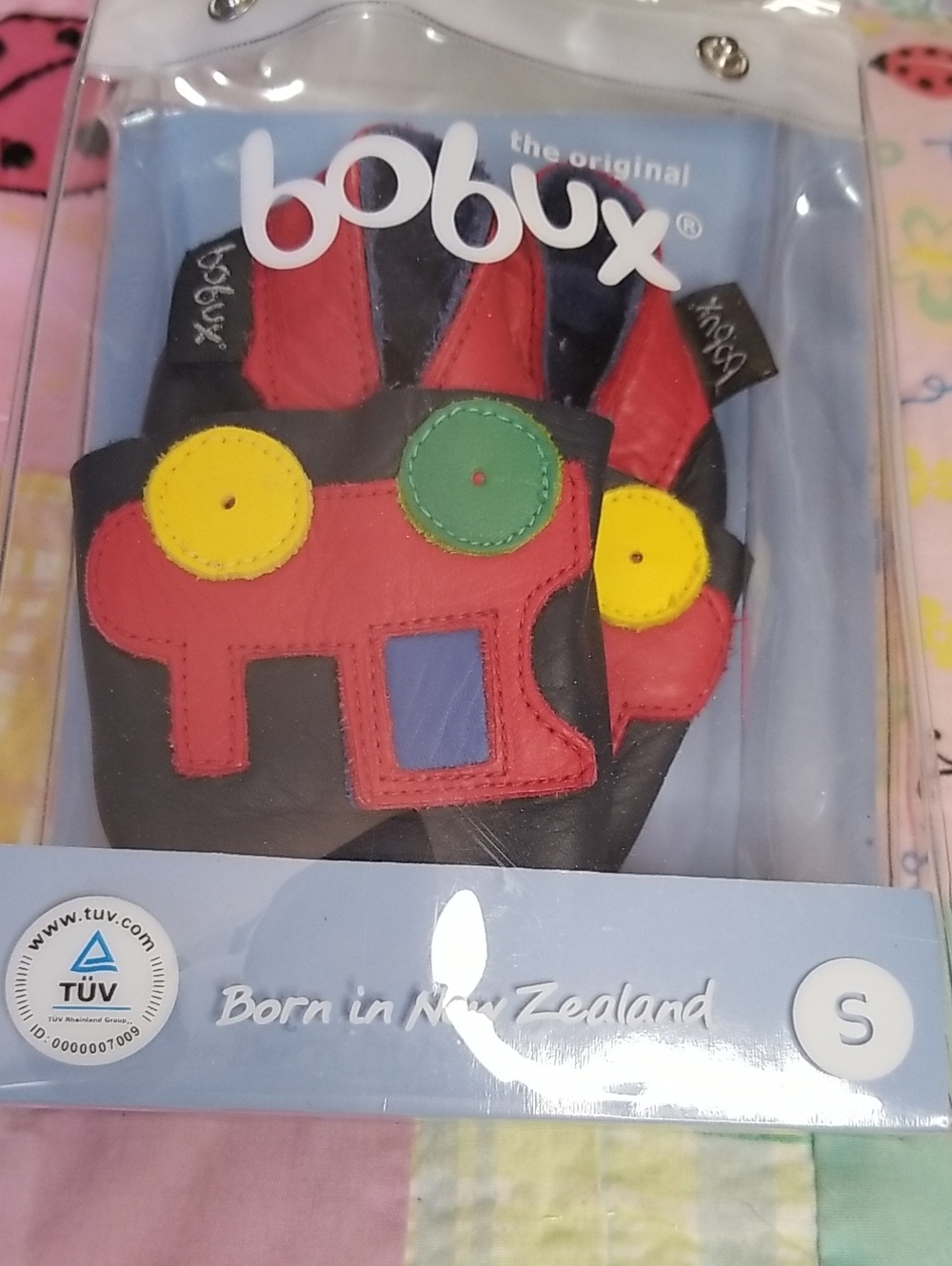 Bobux Black & Red Leather Kids Shoes with Colorful Trains Size Small 3-6 Months
